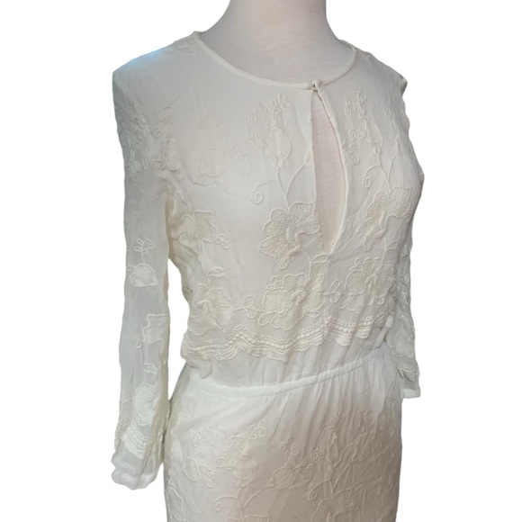 Chelsea and Violet white lace key hole neckline boho maxi dress size small - Picture 2 of 7